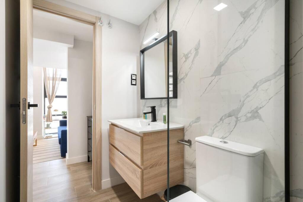Apartament Moderno Loft En Ronda De Segovia-1 Madryt Zewnętrze zdjęcie