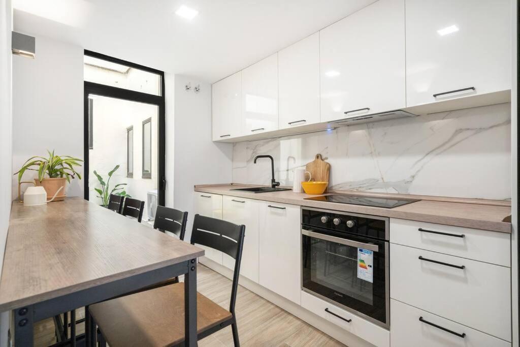 Apartament Moderno Loft En Ronda De Segovia-1 Madryt Zewnętrze zdjęcie